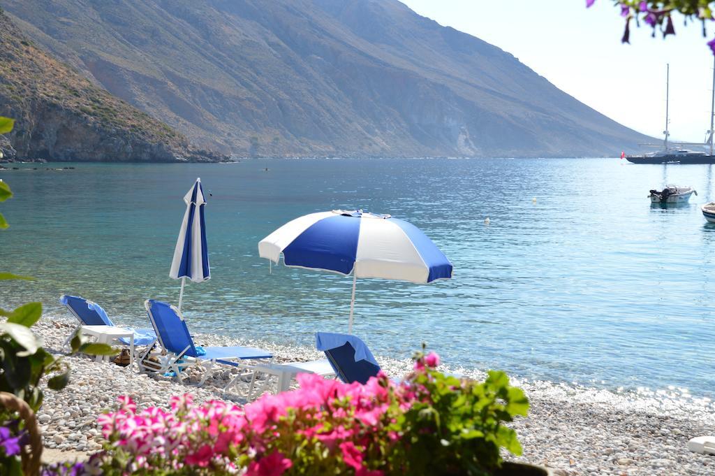 Hotel Porto Loutro On The Beach Εξωτερικό φωτογραφία